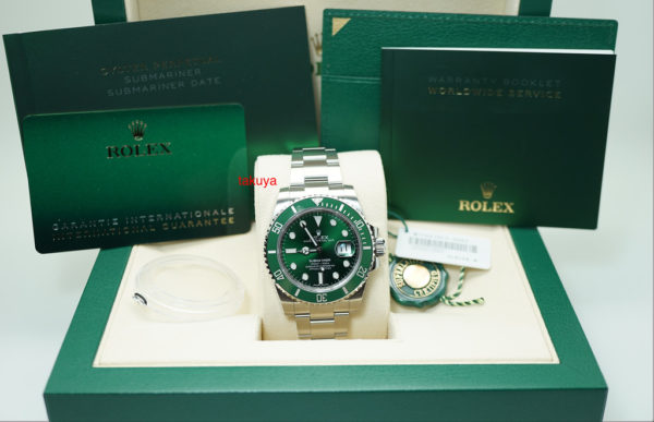 Rolex 116610LV SUBMARINER GREEN DIAL HULK 2020 COMPLETE SET - Image 2