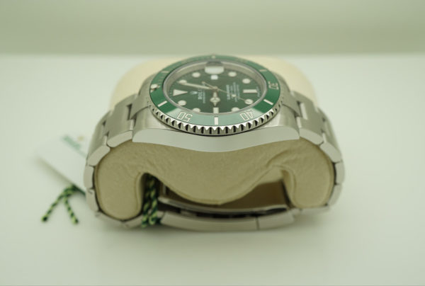 Rolex 116610LV SUBMARINER GREEN DIAL HULK 2020 COMPLETE SET - Image 4
