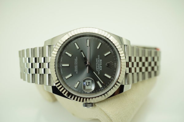 Rolex 126334 DATEJUST 41 FLUTED BEZEL DARK RHODIUM DIAL JUBILEE 2018 WARRANTY FULL SET - Image 9