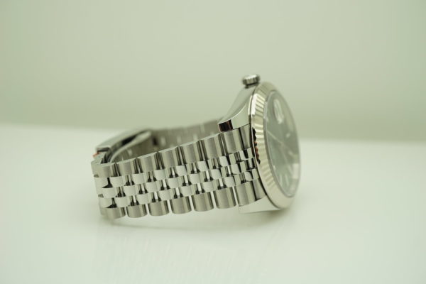Rolex 126334 DATEJUST 41 FLUTED BEZEL DARK RHODIUM DIAL JUBILEE 2018 WARRANTY FULL SET - Image 6