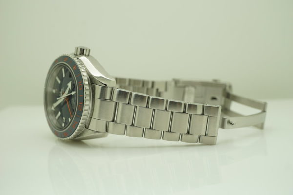 Omega SEAMASTER PLANET OCEAN 600M GMT GOODPLANET BLUE DIAL SERVICED FULL SET - Image 5
