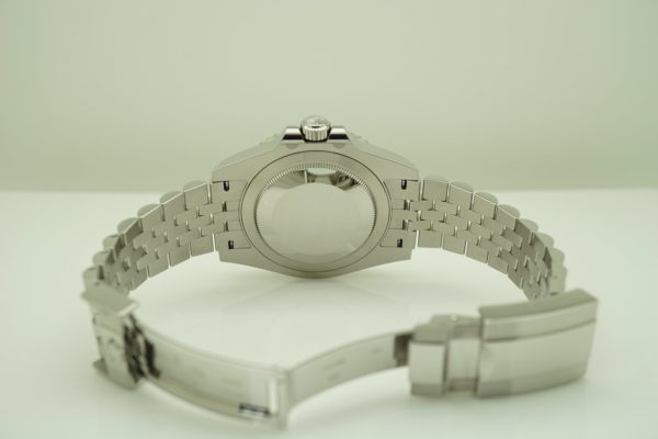 Rolex 126710BLRO PEPSI GMT MASTER II RED BLUE JUBILEE 2020 WARRANTY FULL SET - Image 8