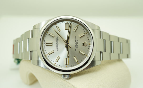 BRAND NEW Rolex 124300 OYSTER PERPETUAL SILVER DIAL 41MM 2020 RELEASE FULL SET - Image 8