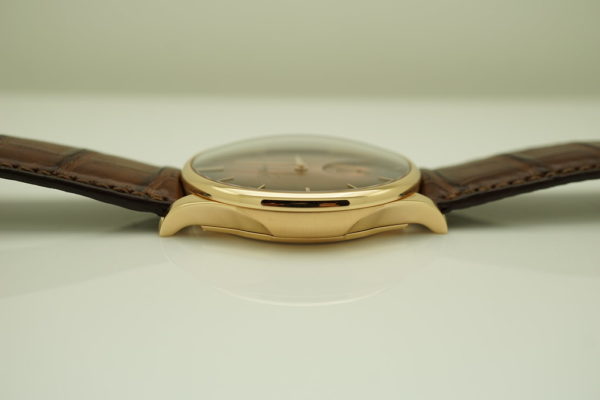 H. Moser & Cie VENTURER SMALL SECONDS RED GOLD FUMÉ DIAL 2020 COMPLETE SET - Image 4