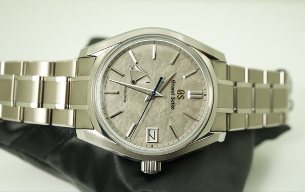 BRAND NEW Grand Seiko SPRING DRIVE TITANIUM SBGA415 Winter COMPLETE SET - Image 9