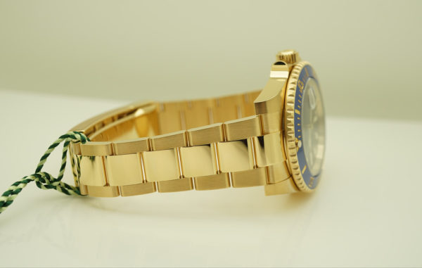 BRAND NEW Rolex 116618LB SUBMARINER YELLOW GOLD SUNBURST BLUE DIAL 2020 FULL SET - Image 6