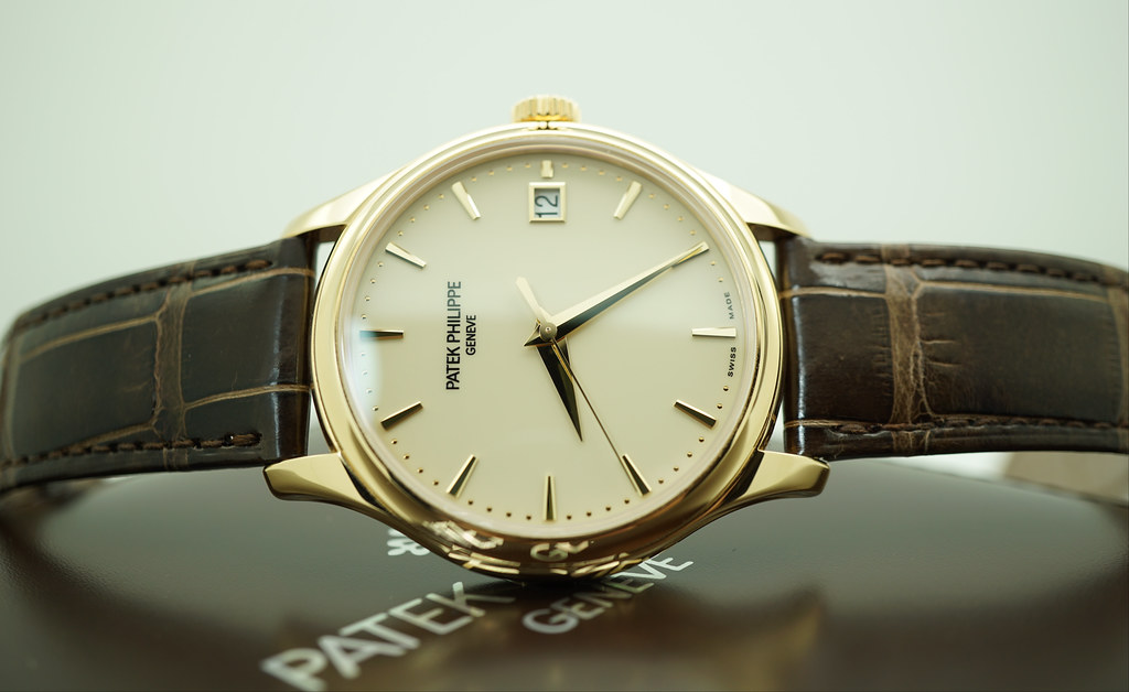 Patek PHILIPPE 5227J YELLOW GOLD CALATRAVA IVORY DIAL 39MM 2020 FULL ...