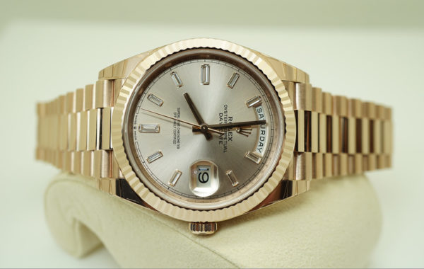 BRAND NEW Rolex 228235 DAY DATE 40 18K ROSE GOLD SUNDUST BAGUETTE DIAMOND DIAL 2020 FULL SET - Image 9