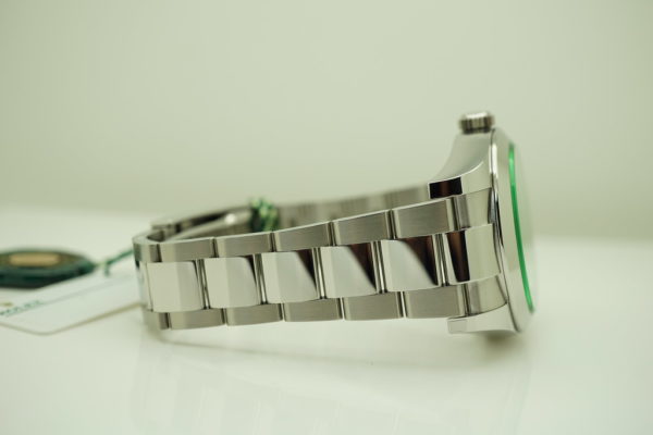 BRAND NEW Rolex 116400GV MILGAUSS Z BLUE DIAL RANDOM SERIAL 2020 WARRANTY FULL SET - Image 6