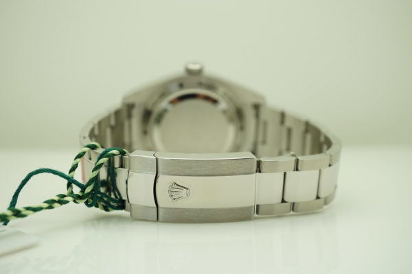 BRAND NEW Rolex 116400GV MILGAUSS Z BLUE DIAL RANDOM SERIAL 2020 WARRANTY FULL SET - Image 7
