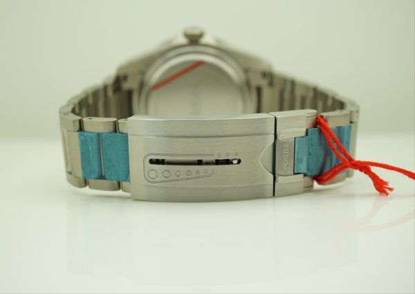 BRAND NEW Tudor 25610TNL TITANIUM PELAGOS LHD LEFTY 42MM 2020 COMPLETE SET - Image 7