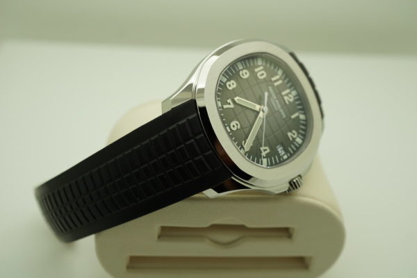 Patek PHILIPPE 5167A AQUANAUT STEEL 40MM RUBBER STRAP 2017 COMPLETE SET - Image 5
