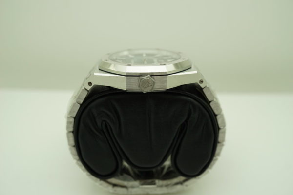 BRAND NEW Audemars PIGUET ROYAL OAK 15450ST BOUTIQUE BLUE DIAL 37MM 2020 FULL SET - Image 3