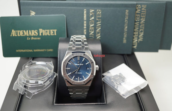 Audemars PIGUET ROYAL OAK 15450ST BOUTIQUE BLUE DIAL 37MM 2020 FULL SET - Image 2