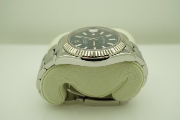 Rolex 116334 DATEJUST 2 FLUTED BEZEL BLUE STICKS DIAL RANDOM SERIAL FULL SET - Image 4