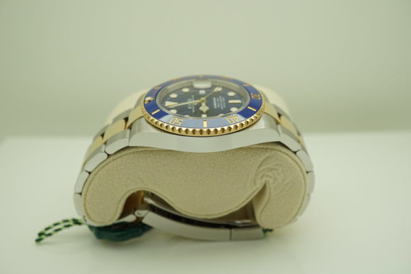 BRAND NEW Rolex 126613LB SUBMARINER 18K YELLOW GOLD STEEL BLUE DIAL 41MM 2020 MODEL - Image 4