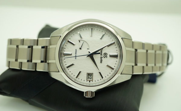 BRAND NEW Grand Seiko SPRING DRIVE SNOWFLAKE DIAL TITANIUM SBGA211 2020 COMPLETE SET - Image 9
