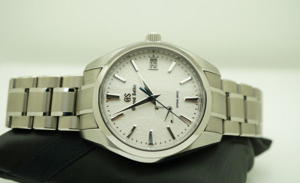 BRAND NEW Grand Seiko SPRING DRIVE SNOWFLAKE DIAL TITANIUM SBGA211 2020 COMPLETE SET - Image 10