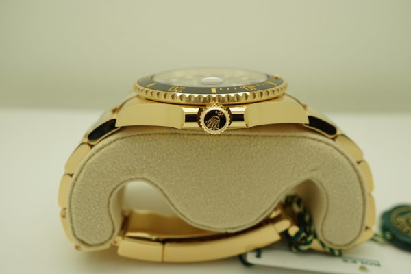 BRAND NEW Rolex 126618LN SUBMARINER CERAMIC YELLOW GOLD BLACK DIAL 41MM 2020 MODEL FULL SET - Image 3