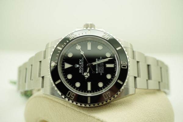BRAND NEW Rolex 124060 SUBMARINER NO DATE 41MM NEW MODEL COMPLETE SET - Image 10