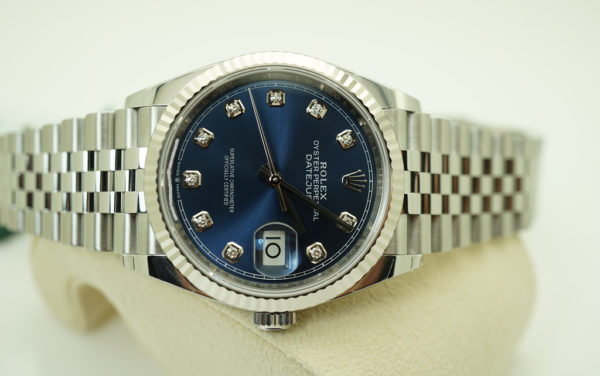 BRAND NEW Rolex 126234 DATEJUST FLUTED BEZEL BLUE DIAMOND DIAL JUBILEE 2020 FULL SET - Image 9