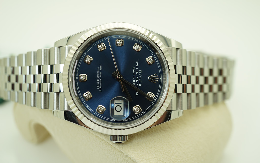 BRAND NEW Rolex 126234 DATEJUST FLUTED BEZEL BLUE DIAMOND DIAL JUBILEE ...