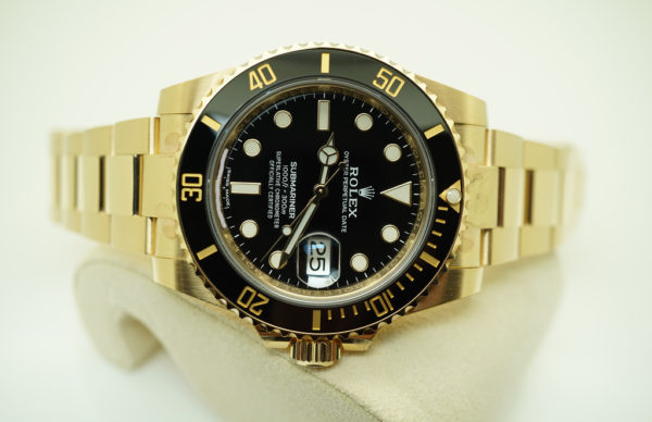 Rolex 116618LN SUBMARINER 18K YELLOW GOLD BLACK DIAL 2019 WARRANTY FULL SET - Image 9