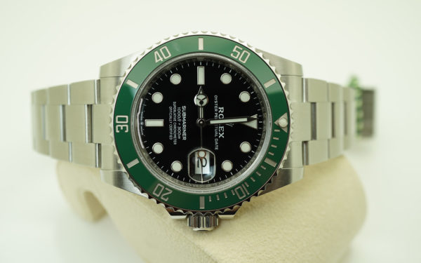 BRAND NEW Rolex 126610LV SUBMARINER GREEN BEZEL BLACK DIAL 41MM 2020 RELEASE FULL SET - Image 9