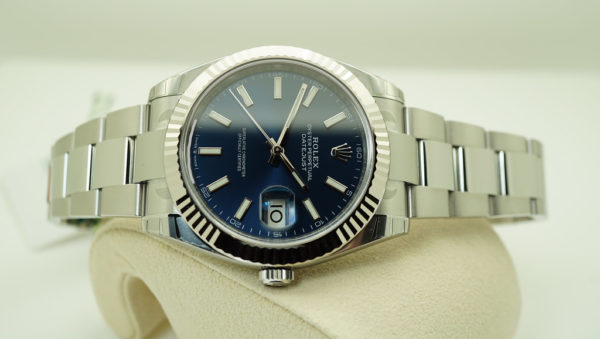 BRAND NEW Rolex 126334 DATEJUST 41 FLUTED BEZEL BLUE STICKS DIAL OYSTER 2020 FULL SET - Image 9