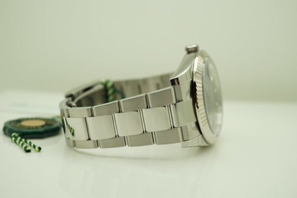 BRAND NEW Rolex 126334 DATEJUST 41 FLUTED BEZEL BLUE STICKS DIAL OYSTER 2020 FULL SET - Image 6