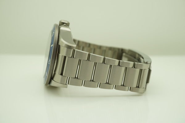 Tudor 25600TB PELAGOS BLUE TITANIUM IN-HOUSE MOVEMENT 2020 WARRANTY FULL SET - Image 5
