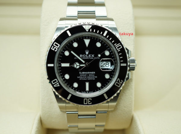 Rolex 126610LN SUBMARINER DATE 41MM 2020 WARRANTY COMPLETE SET