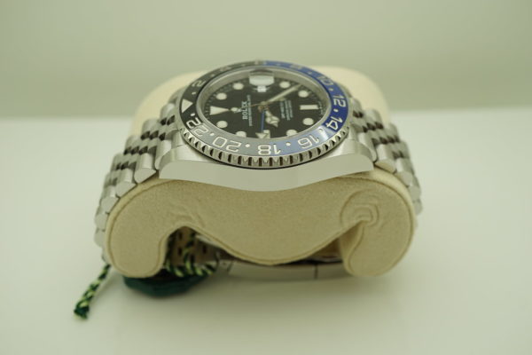 BRAND NEW Rolex 126710BLNR GMT MASTER II BLACK BLUE BEZEL JUBILEE BAND 2020 FULL SET - Image 4