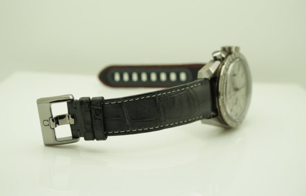 Omega SPEEDMASTER GREY SIDE OF THE MOON CERAMIC CO-AXIAL FULL SET - Image 6