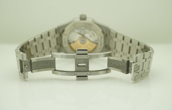 Audemars PIGUET ROYAL OAK 15450ST BOUTIQUE BLUE DIAL 37MM WARRANTY FULL SET - Image 8