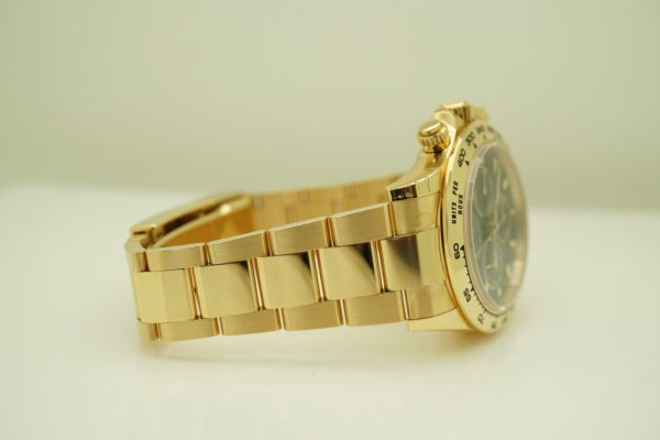 Rolex 116508 DAYTONA 18K YELLOW GOLD GREEN DIAL 2019 WARRANTY FULL SET - Image 6