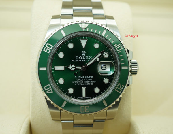 Rolex 116610LV SUBMARINER GREEN DIAL GREEN BEZEL 2018 WARRANTY COMPLETE SET
