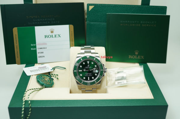 Rolex 116610LV SUBMARINER GREEN DIAL GREEN BEZEL 2018 WARRANTY COMPLETE SET - Image 2