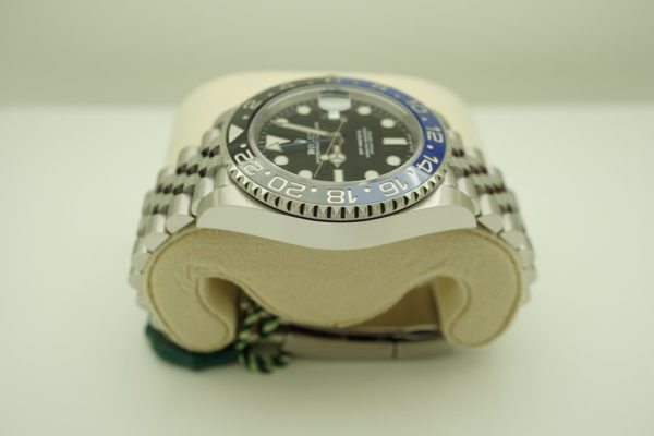BRAND NEW Rolex 126710BLNR GMT MASTER II BLACK BLUE BEZEL JUBILEE BAND 2021 FULL SET - Image 4