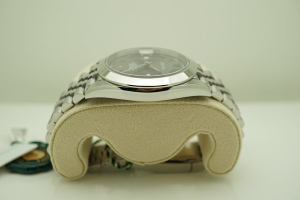 BRAND NEW Rolex 126300 DATEJUST 41 WIMBLEDON DIAL JUBILEE BAND 2020 FULL SET - Image 4