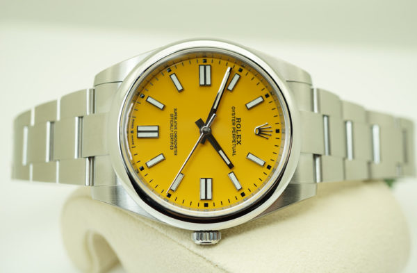 BRAND NEW Rolex 124300 OYSTER PERPETUAL YELLOW DIAL 41MM 2021 COMPLETE SET - Image 9