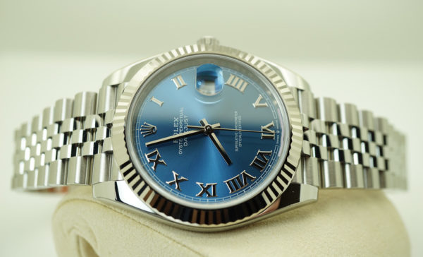 MINT Rolex 126334 DATEJUST 41 FLUTED BEZEL BLUE ROMAN DIAL JUBILEE FULL SET - Image 10