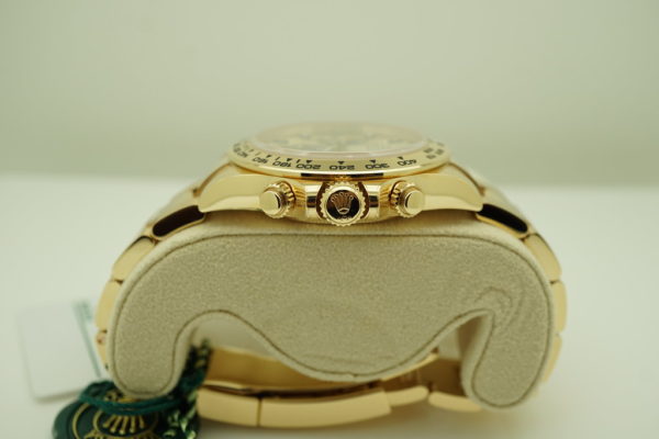BRAND NEW Rolex 116508 DAYTONA 18K YELLOW GOLD CHAMPAGNE DIAL 2021 COMPLETE SET - Image 3