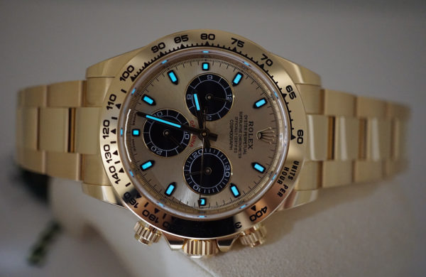 BRAND NEW Rolex 116508 DAYTONA 18K YELLOW GOLD CHAMPAGNE DIAL 2021 COMPLETE SET - Image 11