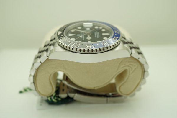 BRAND NEW Rolex 126710BLNR GMT MASTER II BLACK BLUE BEZEL JUBILEE BAND 2020 FULL SET - Image 4