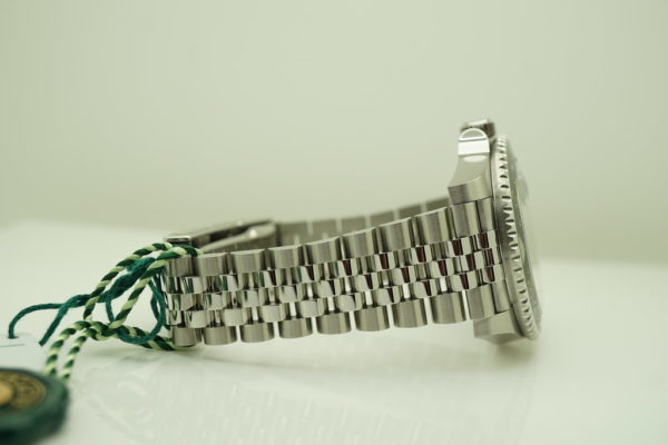BRAND NEW Rolex 126710BLNR GMT MASTER II BLACK BLUE BEZEL JUBILEE BAND 2020 FULL SET - Image 6