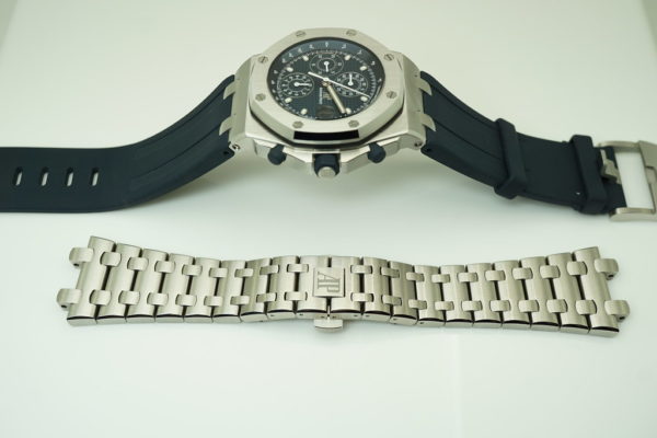 AUDEMARS PIGUET ROYAL OAK OFFSHORE 25th ANNIVERSARY 26237ST BOUTIQUE MODEL THE BEAST FULL SET - Image 4