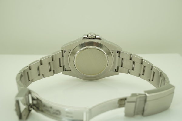 Rolex 216570 EXPLORER 2 BLACK DIAL G SERIAL 42MM COMPLETE SET - Image 8
