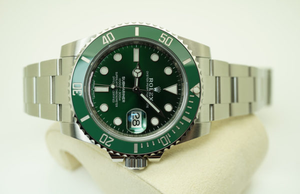Rolex 116610LV SUBMARINER HULK GREEN DIAL RANDOM 2020 WARRANTY COMPLETE SET - Image 9