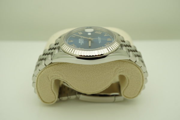 MINT Rolex 126334 DATEJUST 41 FLUTED BEZEL BLUE ROMAN DIAL JUBILEE 2020 FULL SET - Image 4